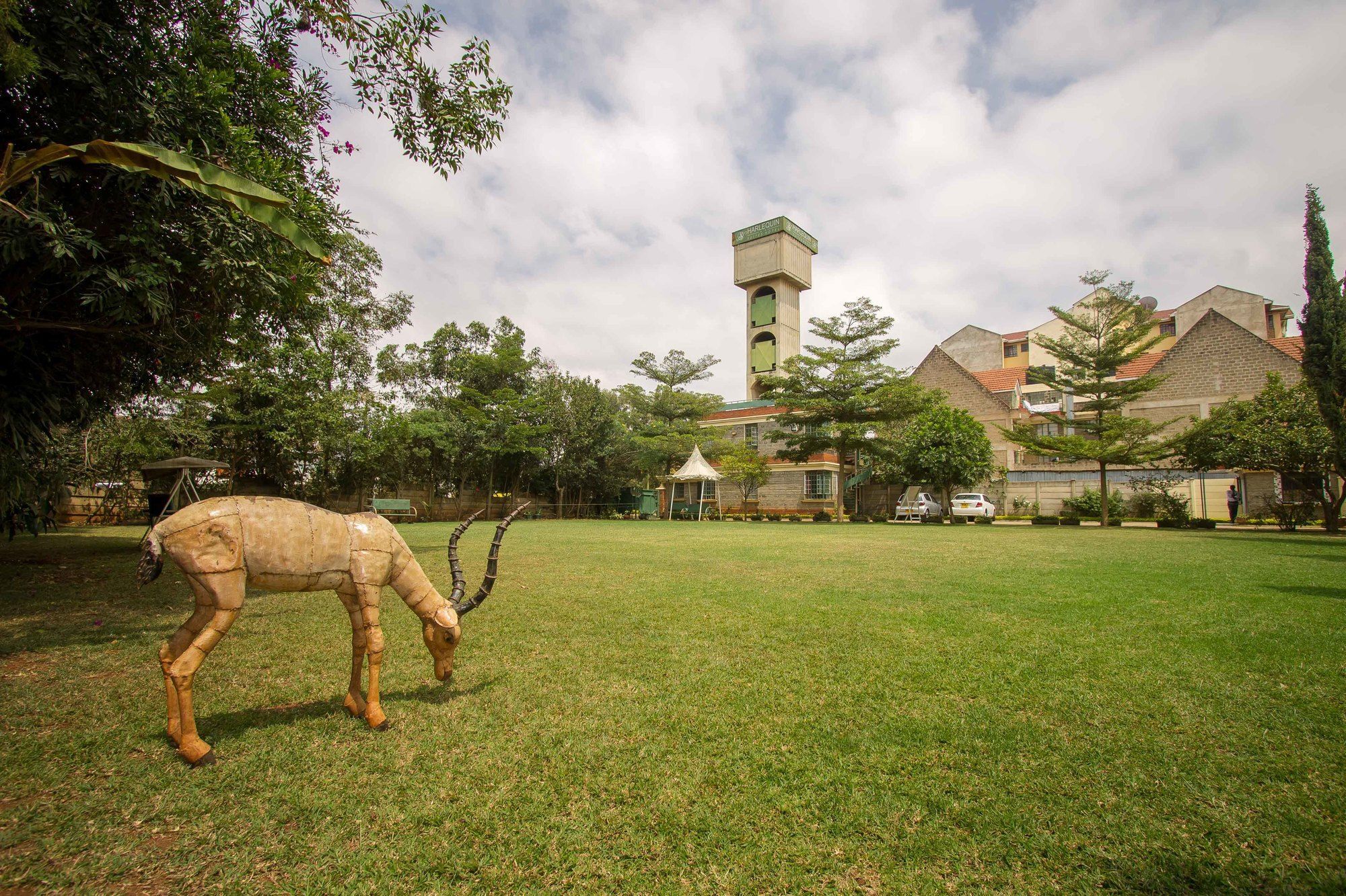 Harlequin Suites Hotel Nairobi Exterior photo