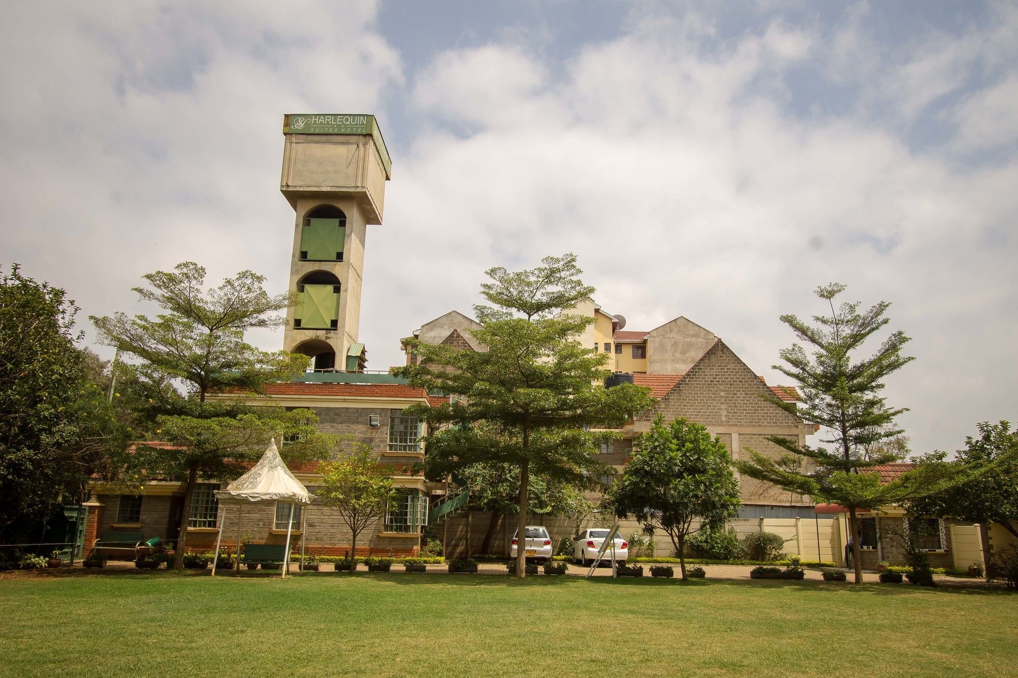 Harlequin Suites Hotel Nairobi Exterior photo